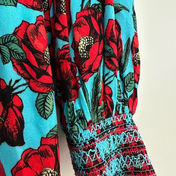 ALICE + OLIVIA Kami Blouson Sleeve Deep V Ruffle Romper in Beach Bliss Aqua (D9) - Picture 11 of 11